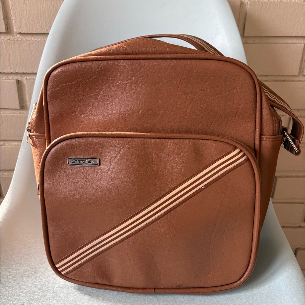 Vintage Samsonite Tan-Brown Messenger Bag with Diagonal Stripe Medium